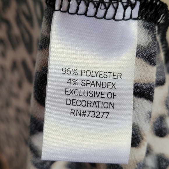 🌺Apt.9 Wrap Dress - Picture 9 of 9